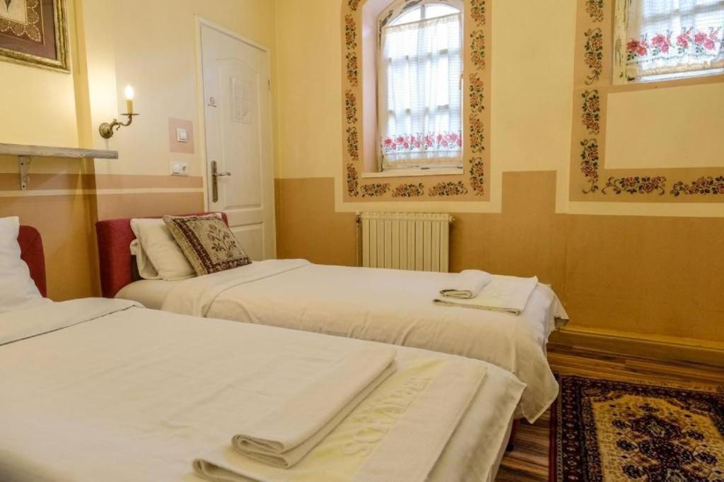 Guesthouse Nia Deluxe Сараєво Екстер'єр фото