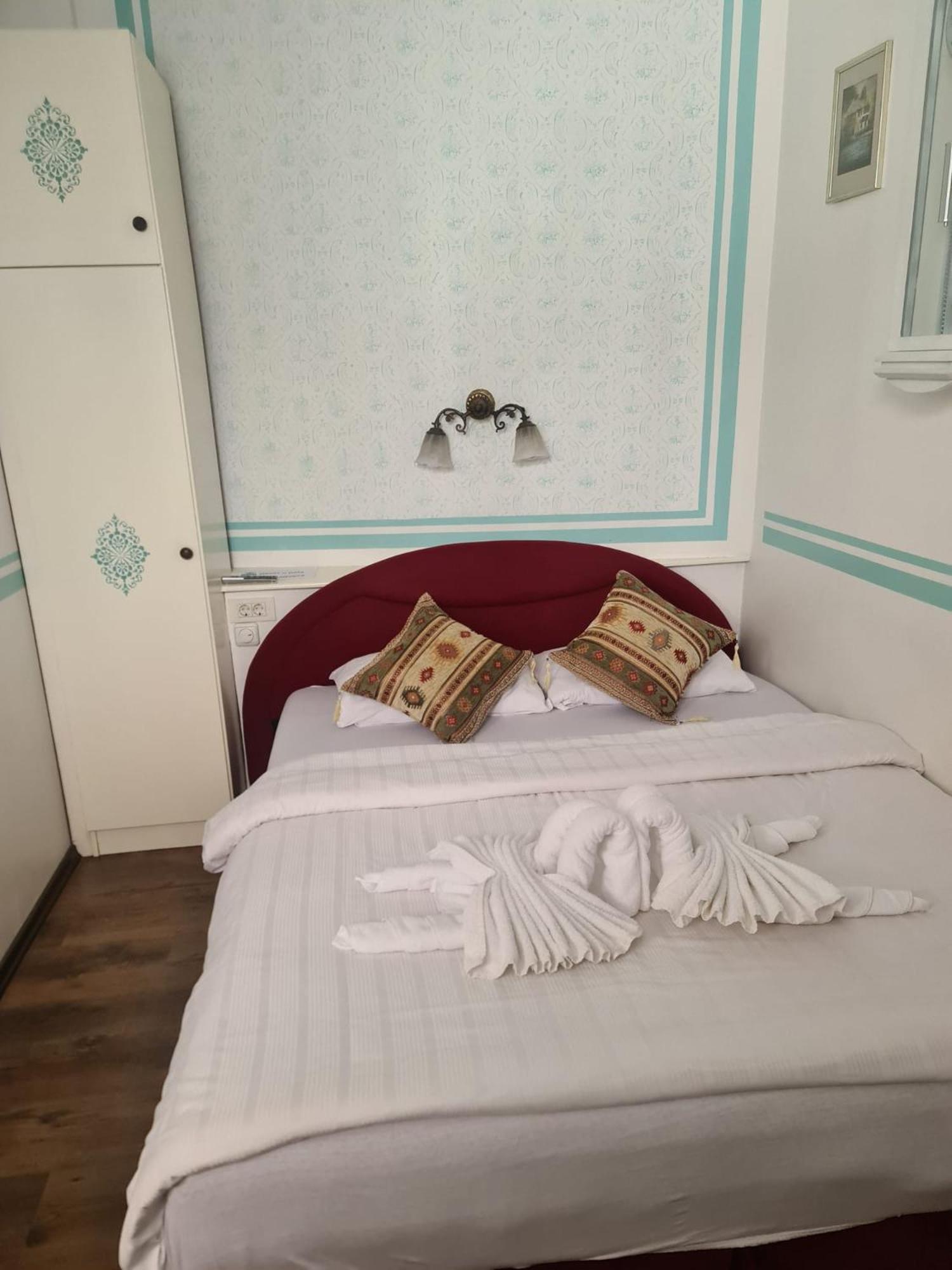 Guesthouse Nia Deluxe Сараєво Екстер'єр фото