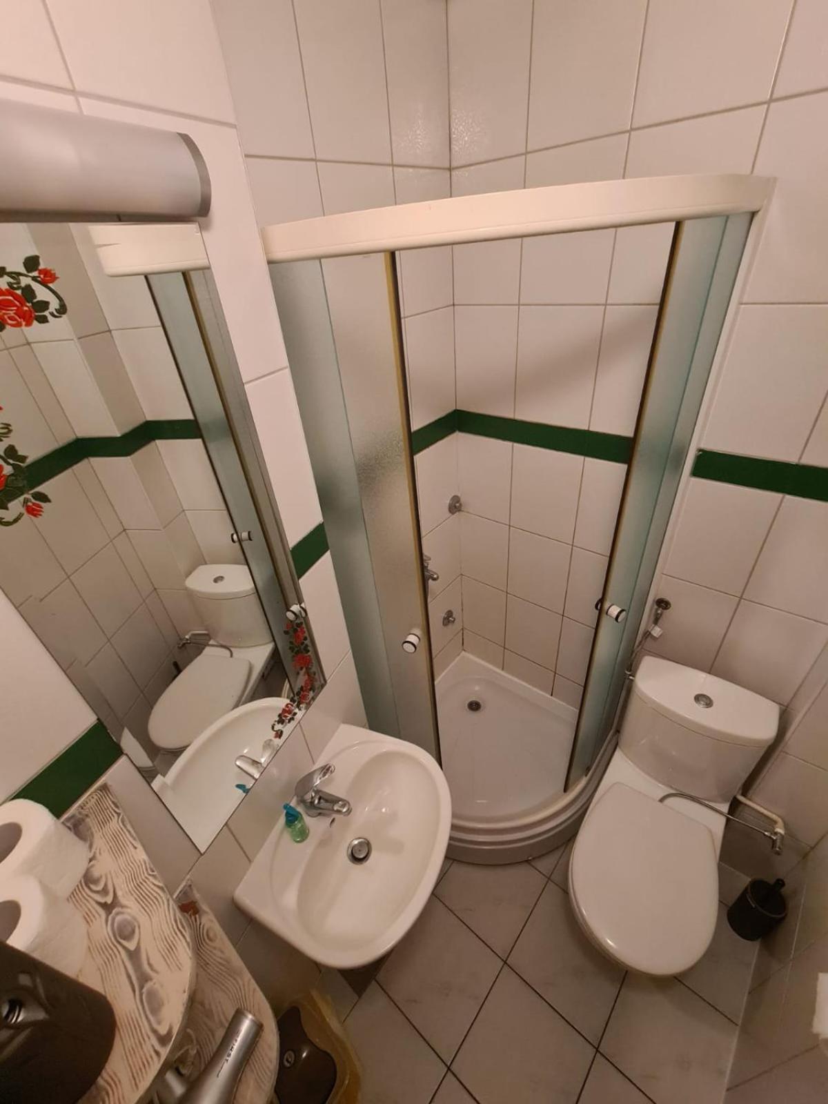 Guesthouse Nia Deluxe Сараєво Номер фото